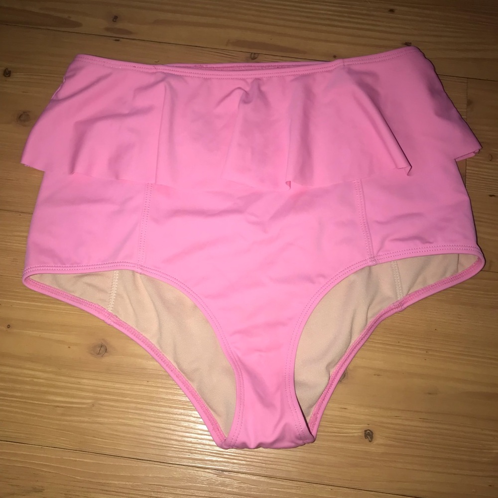 Pink bottoms size small